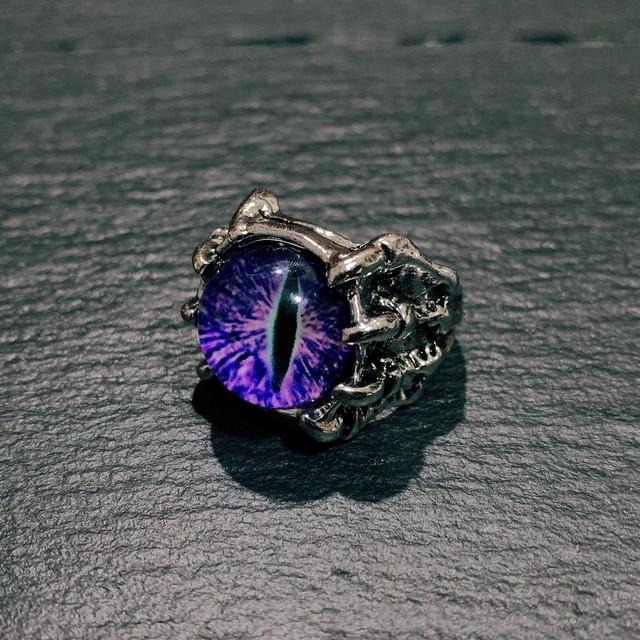 邪眼の指輪 イビルアイ 異世界雑貨屋