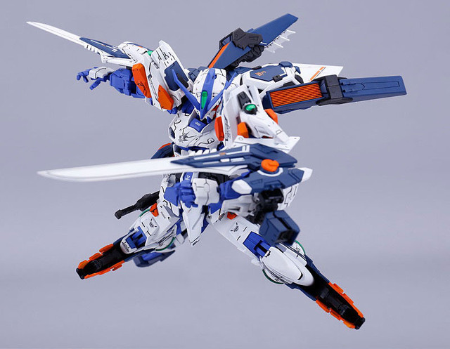 超激レア 限定1個お取り寄せ可能 廃盤 Doragon Momoco Mg 1 100 Mbf P03 Third ガンダムアストレイ ブルーフレームサード Mbf P03r ブルーフレーム セカンドリバイ ガンプライク