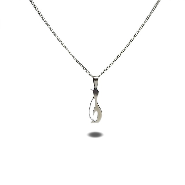夢見るペンギンネックレス 大人可愛いシルエット 肌に優しい 金アレ Smd Factory アクセサリー 雑貨shop