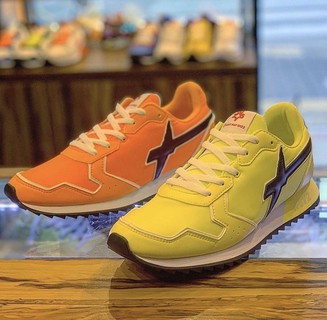 W6yz ウィズ Jet M 1g36 Arancio Fluo Nero ネオンオレンジ スニーカー メンズ Brillante ブリランテ