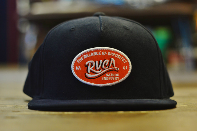 Rvca Snapback Cap Navy Volt Local Authentic Store