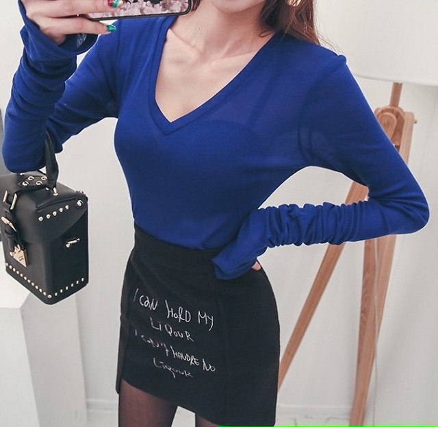 ジャケットインナーに Vネック シンプル ライト カットソー 袖長め ４色展開 Garage Diva 106