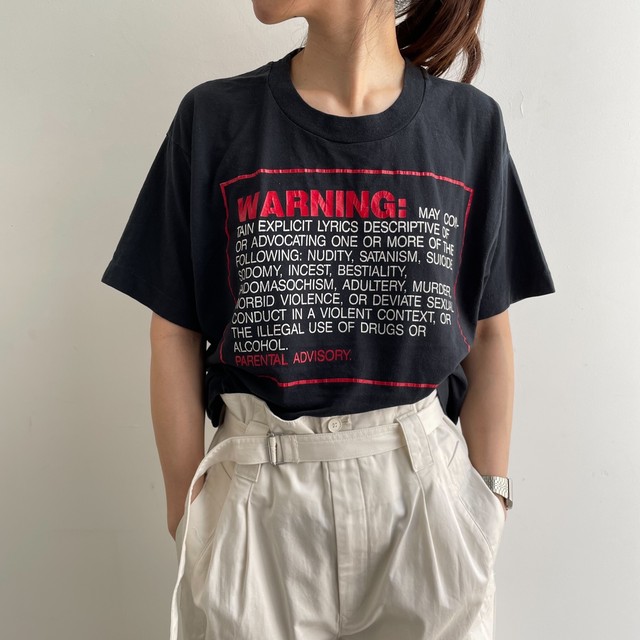 93 ヴィンテージ Tシャツ 90s Fashion Victim ファッションヴィクティム ビンテージ雑貨 家と外で