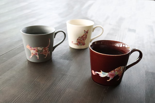ネコ マグ3個セット 温感グレーズ 猫 マニア キャット マグカップ コーヒー プレゼント カワイイ 温度で変化 マジック クリスマスプレゼント 笑顔 丸モ高木陶器 温度をデザインに 美味しいをデザインに