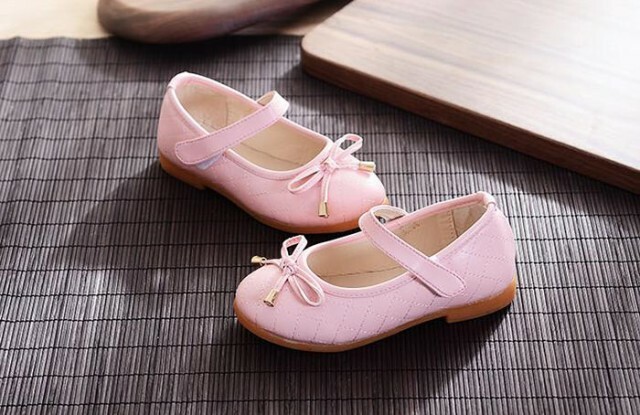 フォーマル靴 女の子用 キッズ フォーマルシューズ キッズシューズ 革靴 ストラップシューズ 発表会 結婚式 卒園式 卒業式 入