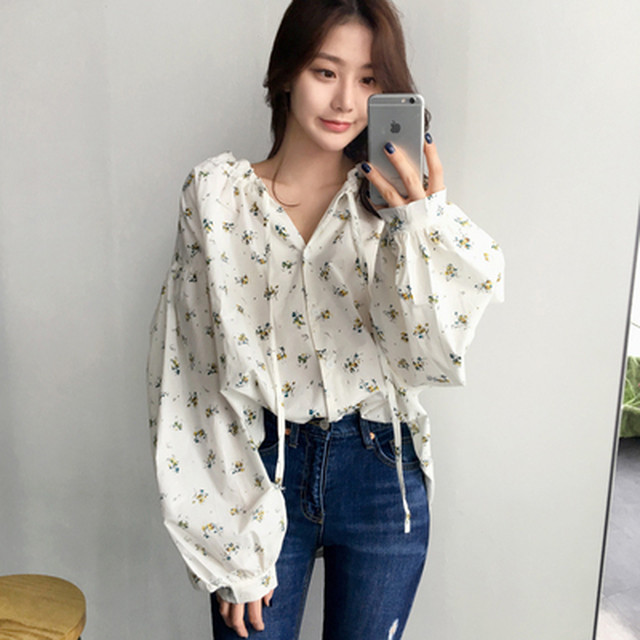 オフショルダー トップス 花柄 ブラウス 小花柄 フェミニン 清楚 ガーリー カジュアル 長袖 ボリューム袖 パフスリーブ ルーズシルエット 韓国 オルチャン 韓国ファッション 新作 春夏 春 夏 Ut 502 Musubi Me 韓国 オルチャン レディースファッションのお店