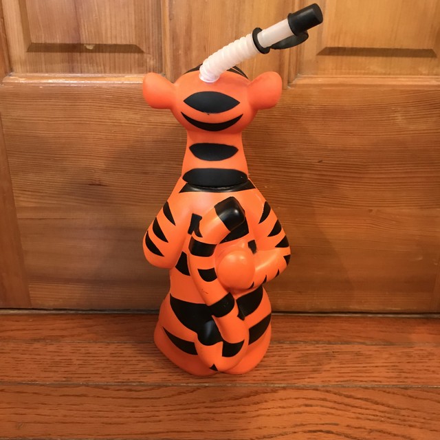 大きいティガー Tigger ボトル ディズニーランド雑貨 ヴィンテージ品 くまのプーさんシリーズ Honey Antique ヴィンテージ アメリカン雑貨 アンティーク アメトイ インテリア小物 ミールトイのお店