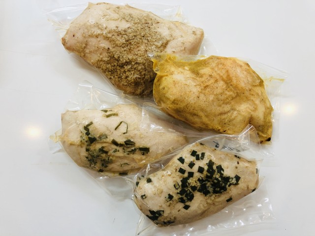 【自家製!!マッスルぱっく・ナチュラルサラダチキン【味付き】Mサイズ