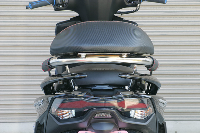 Yamaha シグナスx ５型 Sed8j B8s バックレスト付きタンデムバー Adio