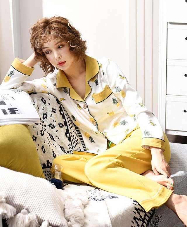 マタニティ パジャマ 前開き フルーツ柄 授乳口付き 産前 産後 おしゃれママ ゆったり 大きいサイズ ウエスト調節可 長袖 春秋 Mb0844 Mamaharuru