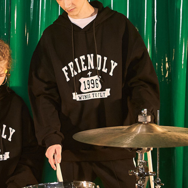 アメカジ定番アイテム スポーツミックスコーデにオススメのプルオーバー メンズ ロゴ パーカー ブラックセレクトショップblack Dyed