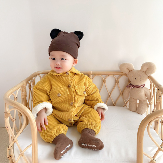 カバーオール ロンパース 足付き 裏ボア ジャンプスーツ 長袖 秋 冬 防寒 暖かい ベビー服 赤ちゃん ベビー 新生児 子供服 女の子 男の子 ユニセックス 人気 おすすめ かわいい おしゃれ 韓国 韓国子供服 プレゼント 贈り物 ギフト 60 70 80 90 0歳