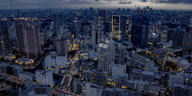 夜景ヘリ遊覧 27分東京夜景フライトチケット スカイツリー 東京タワーを満喫 デートにおすすめ Airos Skyview ヘリクルージングチケット