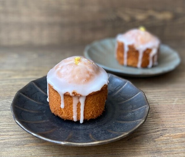 さっぱりレモンのマフィン 週末に食べるウィークエンドシトロン丸型6個セット プレゼントやギフトにも 手作り焼き菓子ケーキ Sweetwilliam