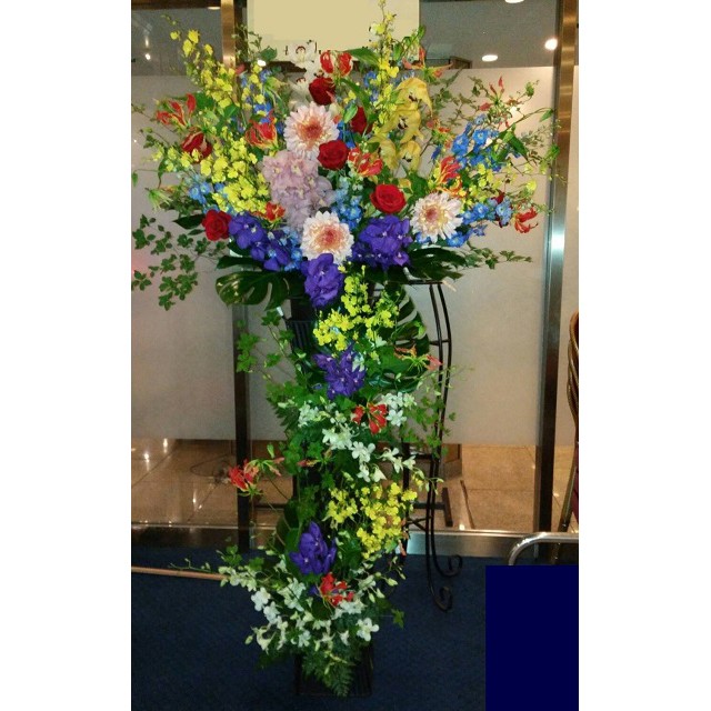 スタンド花 2段 お任せ Gold 大阪市内無料配送エリアあり 祝い花 Florist Lulu Flower ルルフラワー オンラインストア