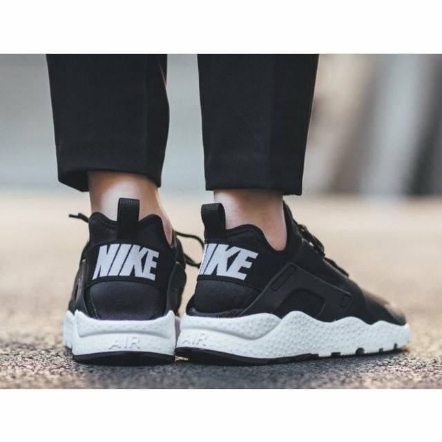 エアハラチ ナイキ スニーカー レディース Nike Air Huarache Run Ultra ブラック 海外正規品 Nike 168 World Ships