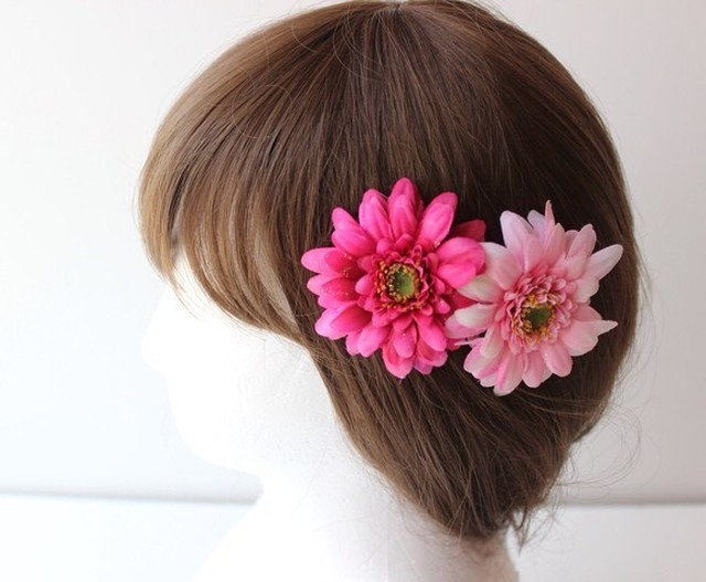 ピンク 薄ピンクガーベラの髪飾り 花made