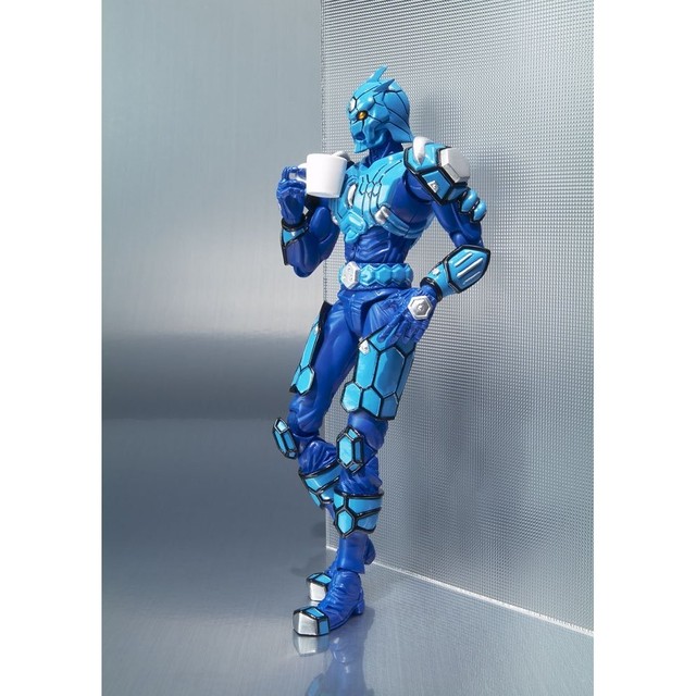 S H Figuarts ウラタロスイマジン S H フィギュアーツ専門店 現在 準備中です