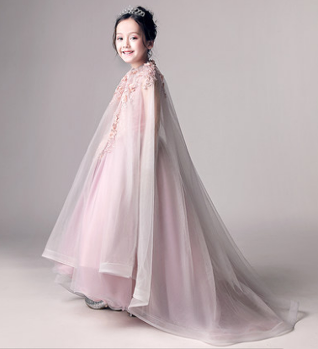 マントみたい 不思議な雰囲気のロングドレス Chibi Berrry