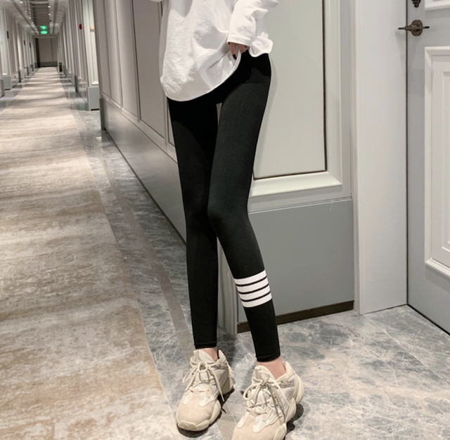75 レギンス ファッション 冬 人気のファッションスタイル