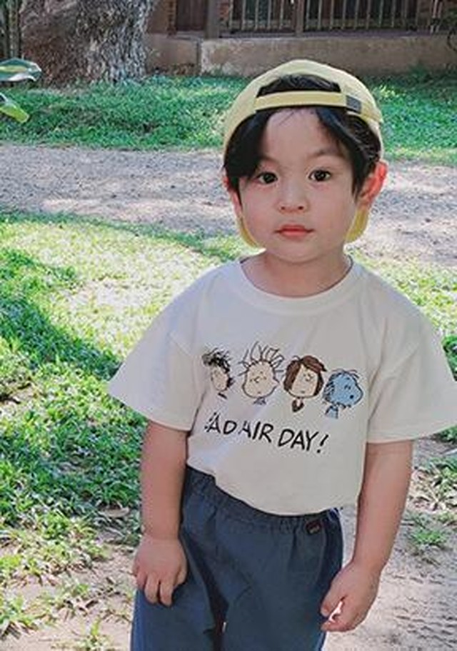 キッズ くすみカラーチャリーブラウンｔシャツ 韓国子供服 男の子男女兼用夏物 Syanu Shop子供服 韓国子供服 韓国ベビー服 キッズベビー