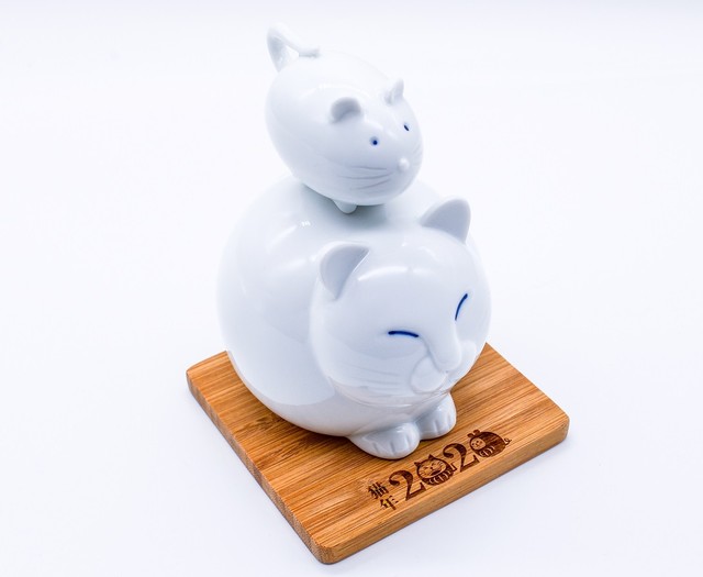 猫神社限定 波佐見焼 置物 仲直りした猫とネズミ 長崎尾曲がり猫神社