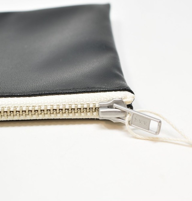中川政七商店 合皮で作ったフラットポーチ 小 苫米地商店