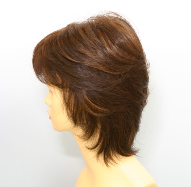 No 006 自然な段カットスタイル 明るめの茶色 Shop Haircut Asia