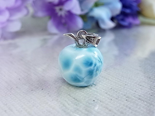 訳あり破格値 りんごの ラリマー ぷっくりが可愛い ペンダント ネックレス 林檎 リンゴ Sv925 3 Larimarmj