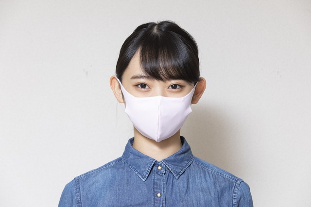 洗える フィリピン製 中国製 立体ストレッチマスク フリーサイズ 吸水速乾 花粉 Uvカット 男女兼用 ホワイト ライトグレー ミノウラオンラインより移転品 Manytimes オリジナルマスク 水着素材