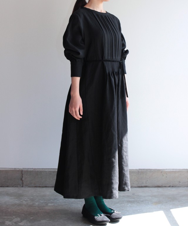 ベルギーリネン生地のクラシックワンピース Mua613 Muuc Everlasting Sprout 公式オンラインショップ