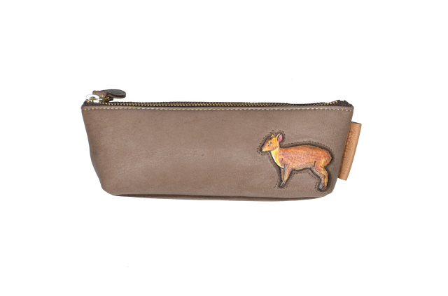 キョンにふれる レザーのペンケース 手作り科学館 Exedra