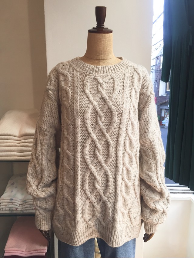 ミックスグレー ケーブルニットセーター Yuri