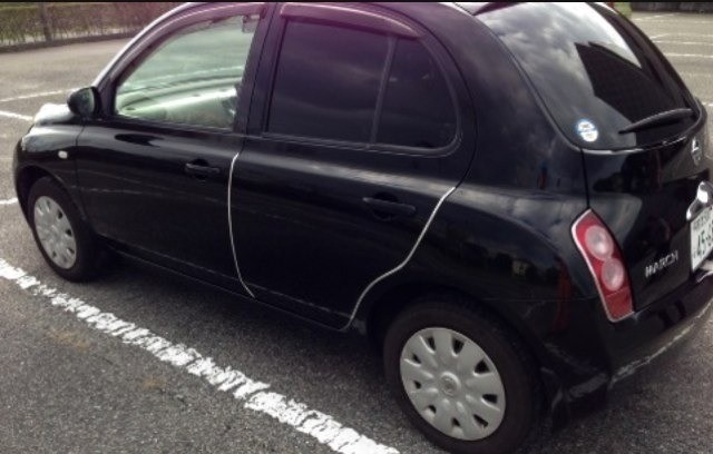 平成15年式日産マーチ 黒 幸福屋