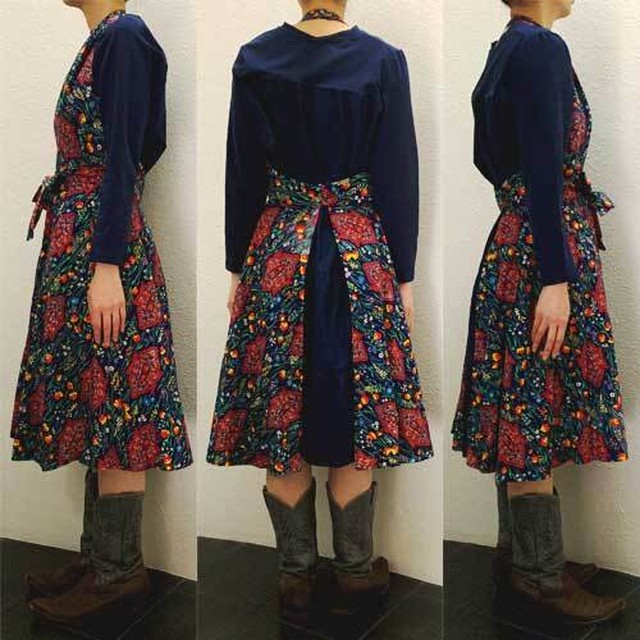 Xs Mサイズ アメリカ製古着 1960年代ヴィンテージ ネイビーに花 ペイズリー ホルターネック エプロンスタイル ミドル丈ワンピース 中古 Coolklothes