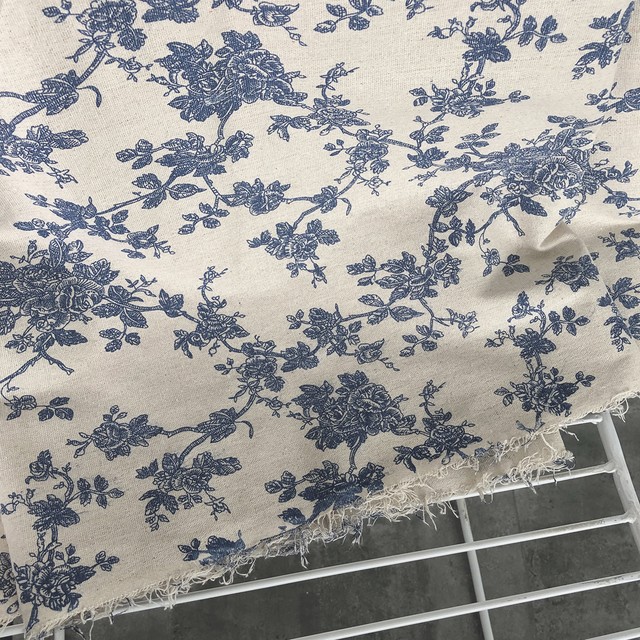 ブルーローズ柄テーブルクロス 473 Luluchu