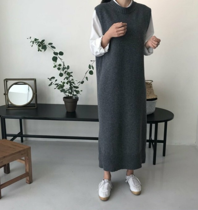 ロングニットベストワンピース レディース ワンピース ニット ロングワンピース セーター ニットワンピ クルーネック ベスト レイヤード 大人 可愛い トレンド シンプル カジュアル オシャレ 体型カバー 細見え お出かけ 無地 ハイゲージ 2116 Sayurio レディース