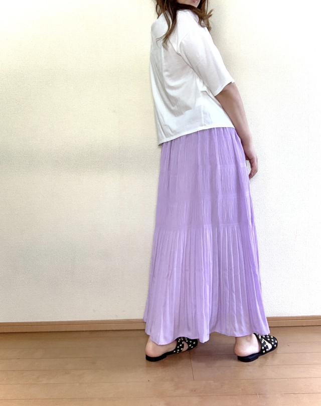 お茶様ザンパマジョリカスカートラベンダー パンツブラック シニカル五分袖トップスホワイト D Closetママキン