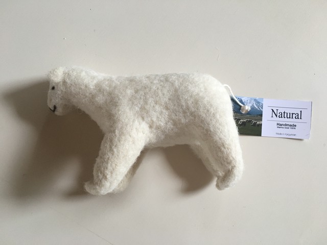 草木染め羊毛 動物オーナメント しろくまさん 羊毛雑貨 チェベル Cheber