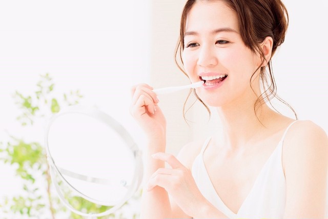 歯のホワイトニング ビューティスマイル歯磨き粉 Homewhite