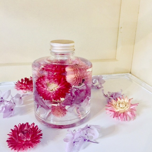 ロマンチックピンクなハーバリウム Vendolle Flower
