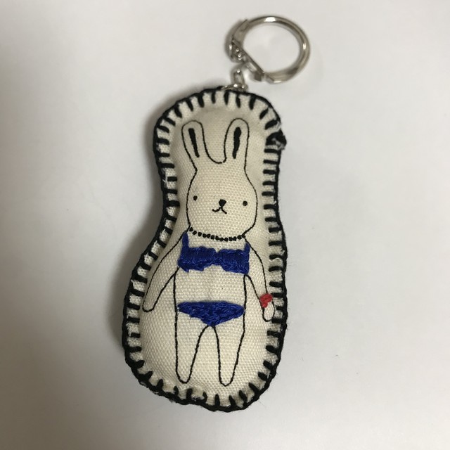 うさぎの刺繍キーホルダー Stickshift S Gallery