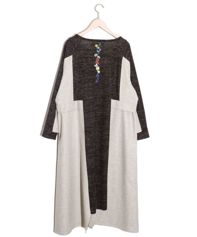 Is Scolar 全3色 異素材展開 花刺繍ワンピース No 085 045 The Store