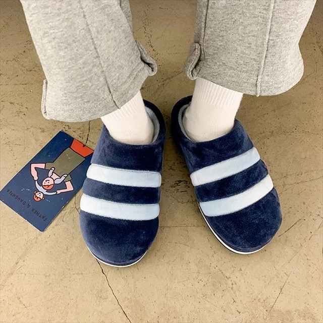 スリッポン スリッパ ライン ユニセックス もこもこ ボアスリッパ ふわふわ 冬 防寒 ファーシューズ 厚底 暖かい ラバーソール ルームシューズ 室内履き 取寄 発送目安14 21日営業日 Laff Store For Men ショップ情報 配送スケジュールを必ずご確認下さい