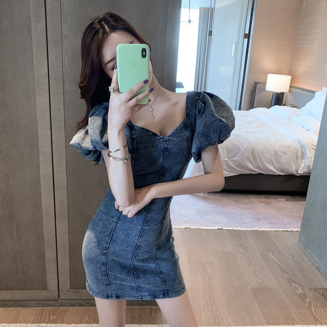 全2色 デニムタイトワンピース Iライン 二の腕カバー ミニ丈 カジュアル セクシー 春夏 お出かけ デート 女子会 半袖 ハイウエスト バブルスリーブ Arroser