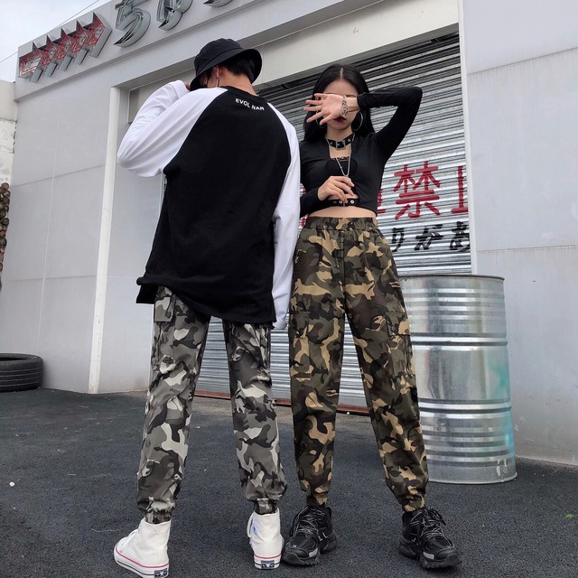 パンツ レディース韓国ファッショントレンドスタンダード迷彩柄オーバーオール ルーズ レトロ ストリート 原宿 ボーイズ スタイル デーモン Pleglad Demon