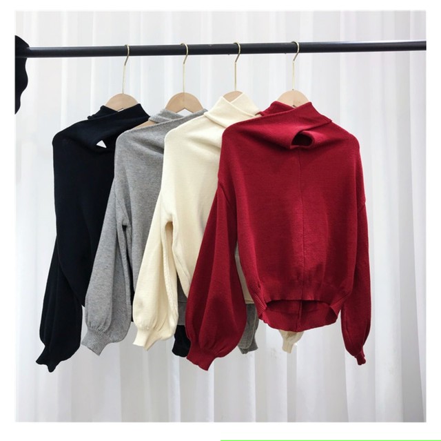 トップス ニット 肩出し クロスネック バルーンスリーブ オープンショルダー 長袖 秋 冬 ワインレッド グレー アプリコット ブラック 大人 通勤 セクシー 可愛い カジュアル シンプル ワンカラー おしゃれ 主役級 デート 女子会 勝負服 ヘルシー Preirie East プレイ