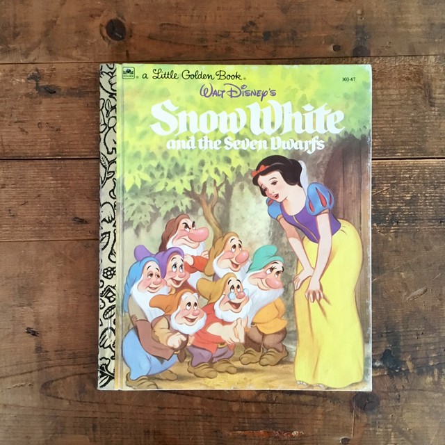 ヴィンテージ 洋書 絵本 Snow White And The Seven Dwarfs 白雪姫 ディズニー リトルゴールデンブック Little Golden Book 英語 E Vintage ヴィンテージ 洋書 雑貨のお店