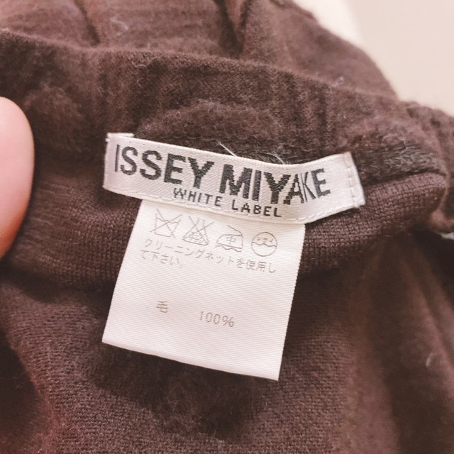 イッセイミヤケ ウールスカート 焦げ茶色 ロングスカート Issey Miyake Uta