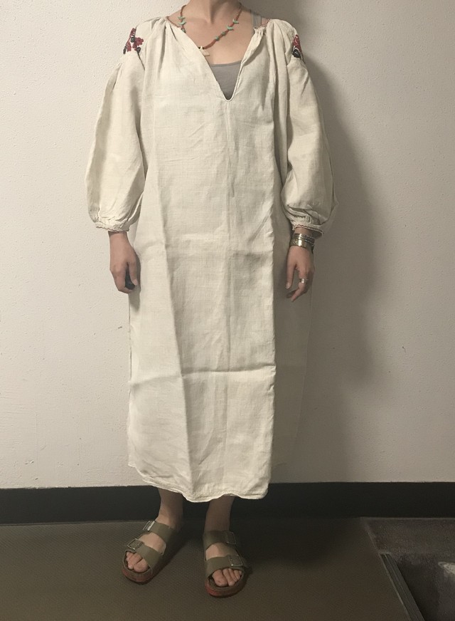 ウクライナ刺繍 1930年代 ヴィンテージ 民族衣装 ワンピース バラ Honey Lemon Pie Vintage By Pies Showroom